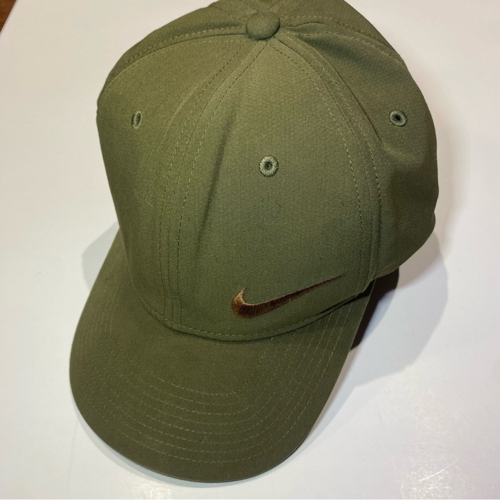 Nike Baseball Cap Olive Green Brown Swoosh  Strapback Hat Dri-FIT
